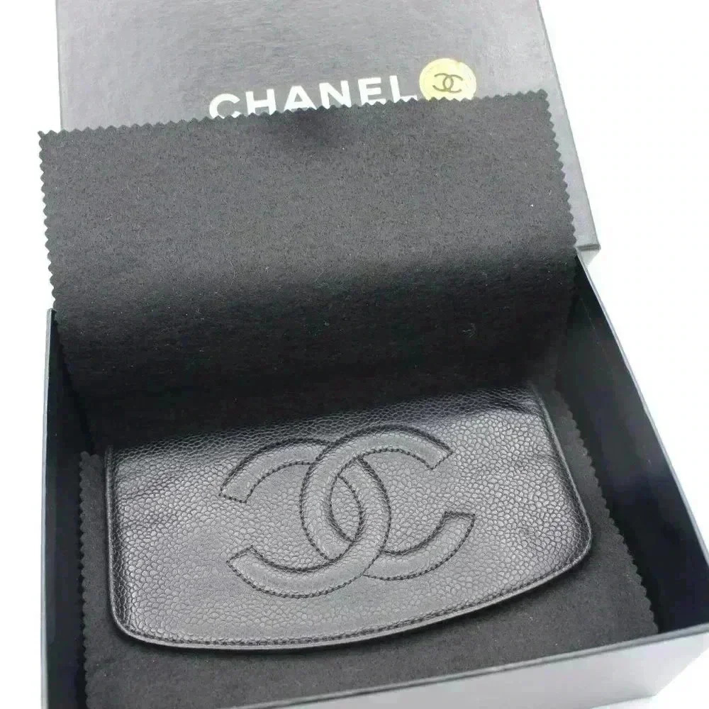 Chanel Caviar Interlocking CC Logo  TriFold Wallet - Picture 14 of 16